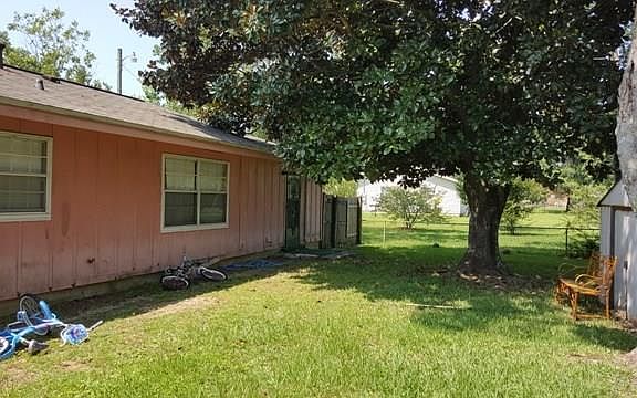4th image of 1936 Gary Cir