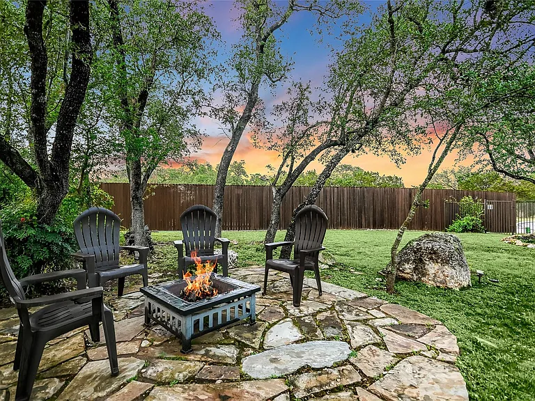 223 Lake Como Dr — Photo 34