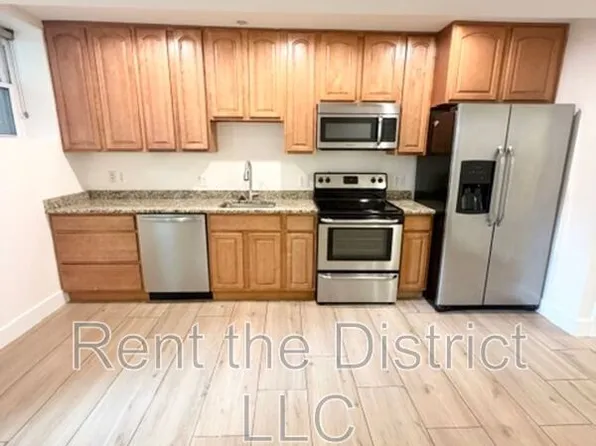 605B Kenyon St NW, Washington, DC 20010