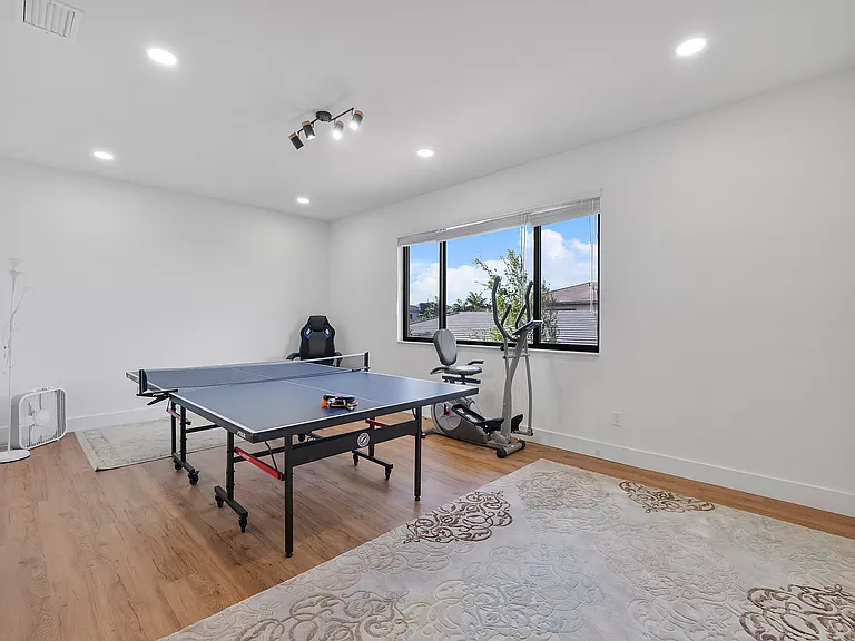 10585 Cobalt Ct — Photo 43