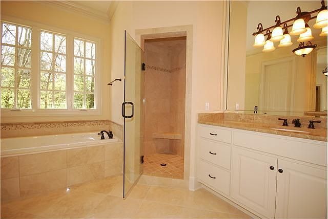 Master Bath w/ Double Vanities