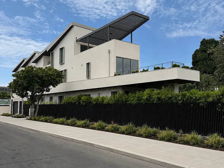 11835 Tennessee Pl — Photo 1