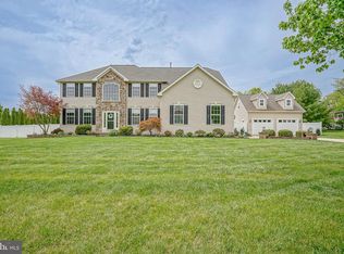 335 Meadowbrook Dr, Monroeville, NJ 08343