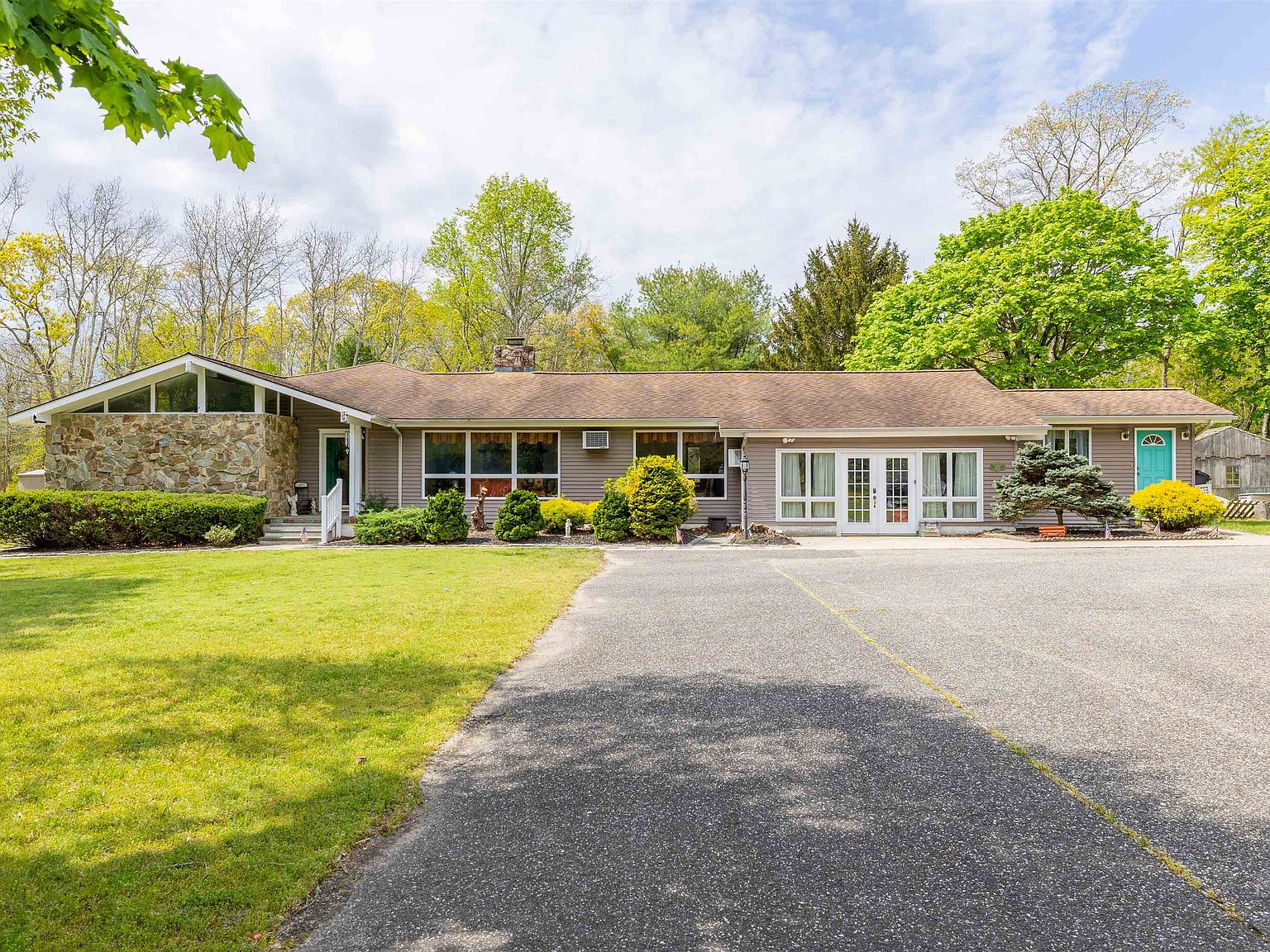 233 Main St S, Cape May Court House, NJ 08210 Zillow