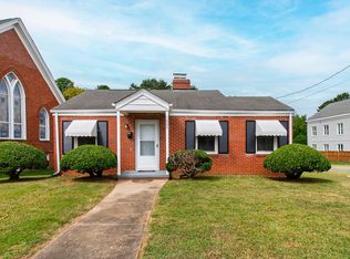 1027 Oberlin Rd, Raleigh, NC 27605