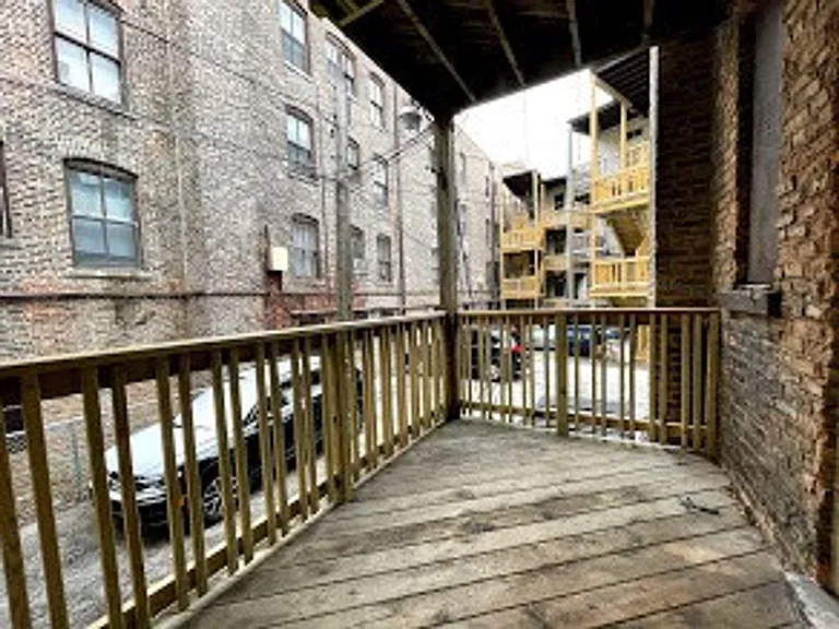 812 W Cuyler Ave #3 — Photo 25
