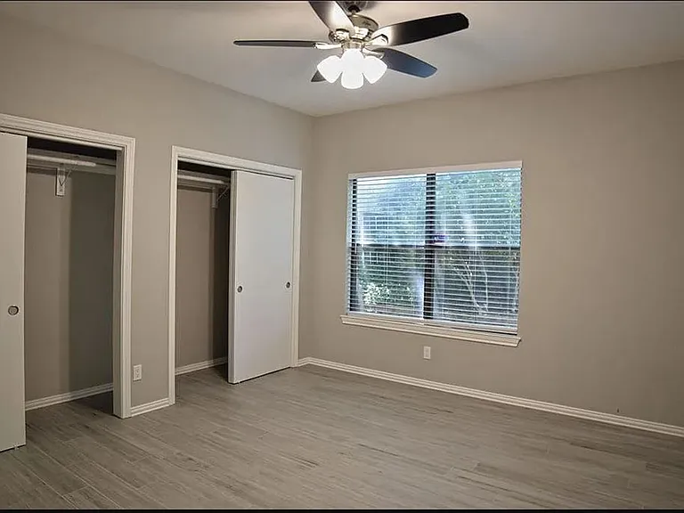 7340 Skillman St — Photo 11