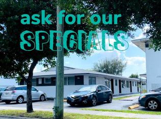 2070 NE 162nd St APT 4, Miami, FL 33162