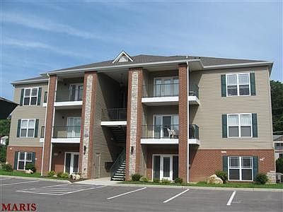 1st image of 885 Forest Ave APT 203