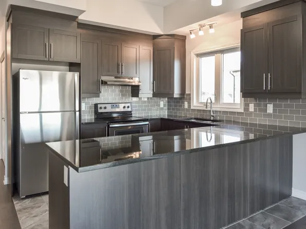 Lake Avenue by Brigil ( Carleton Place ), 320 Lake Ave E, Carleton Place, ON K7C 1K1