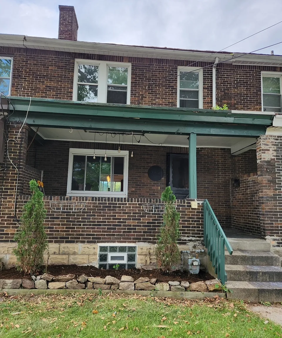 2 bed, 1178 sqft, $1,500 — Photo 1