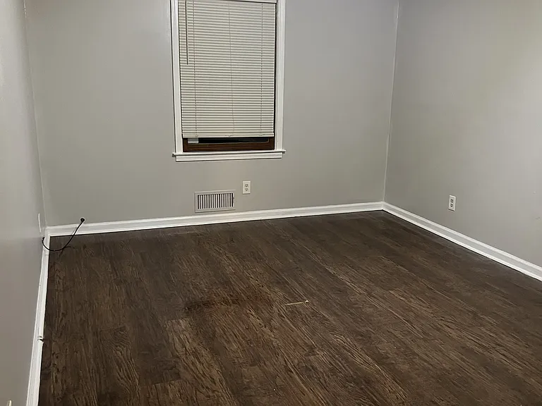 5011 Mountain Springs Way — Photo 4