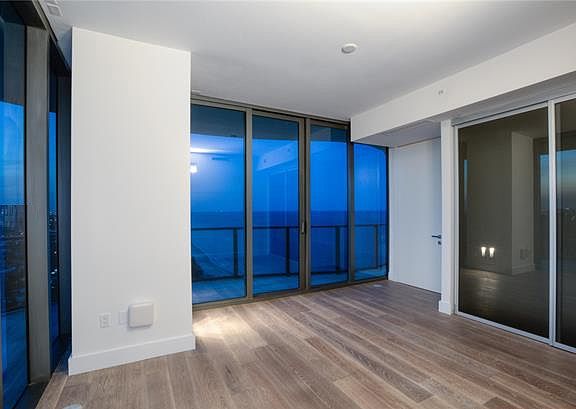 2nd image of 19505 Collins Ave