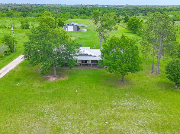 11828 NW County Road 170, Ennis, TX 75119