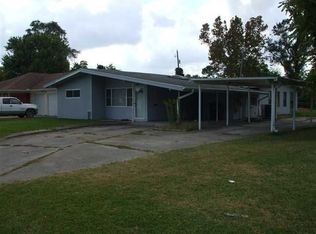 4701 Boyd Ave, Groves, TX 77619