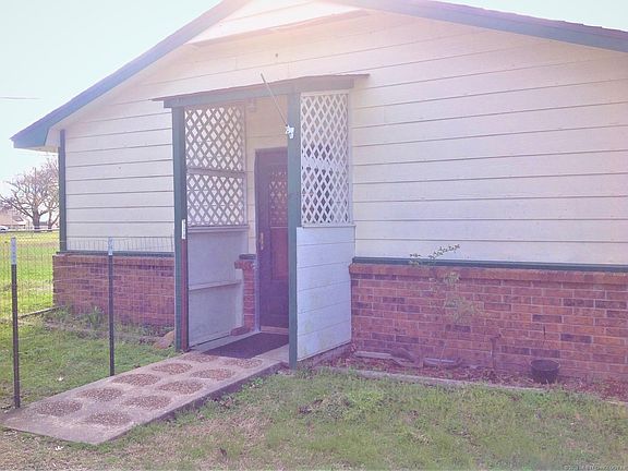 5th image of 801 W Pekin Ave