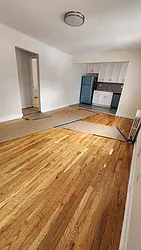 67-17 Cloverdale Boulevard