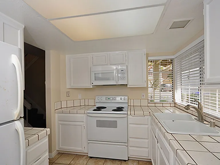 2955 Brandon Cir — Photo 5