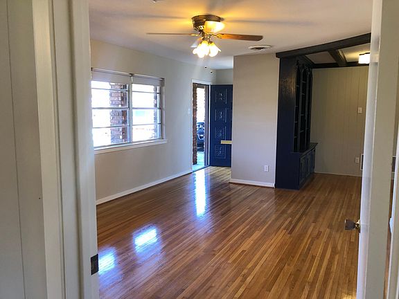 2nd image of 2521 10th St