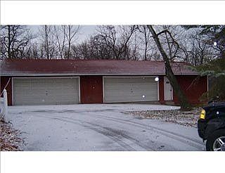 2nd image of 305 Center Manor Dr