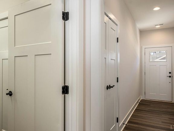 5th image of 155 Lockridge Ln