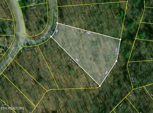 185 Pineridge Loop, Crossville, TN 38558