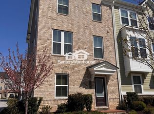6242 Islington St, Middle River, MD 21220