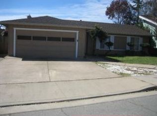 571 Vivienne Dr, Watsonville, CA 95076