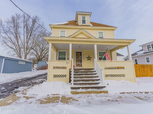 13 Glenwood Avenue, Johnstown, NY 12095