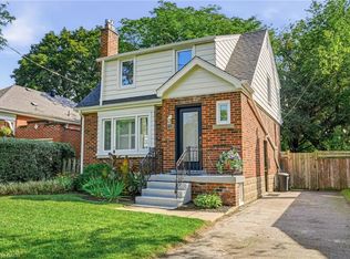 13 Allan Ave, Hamilton, ON L9H 4N7