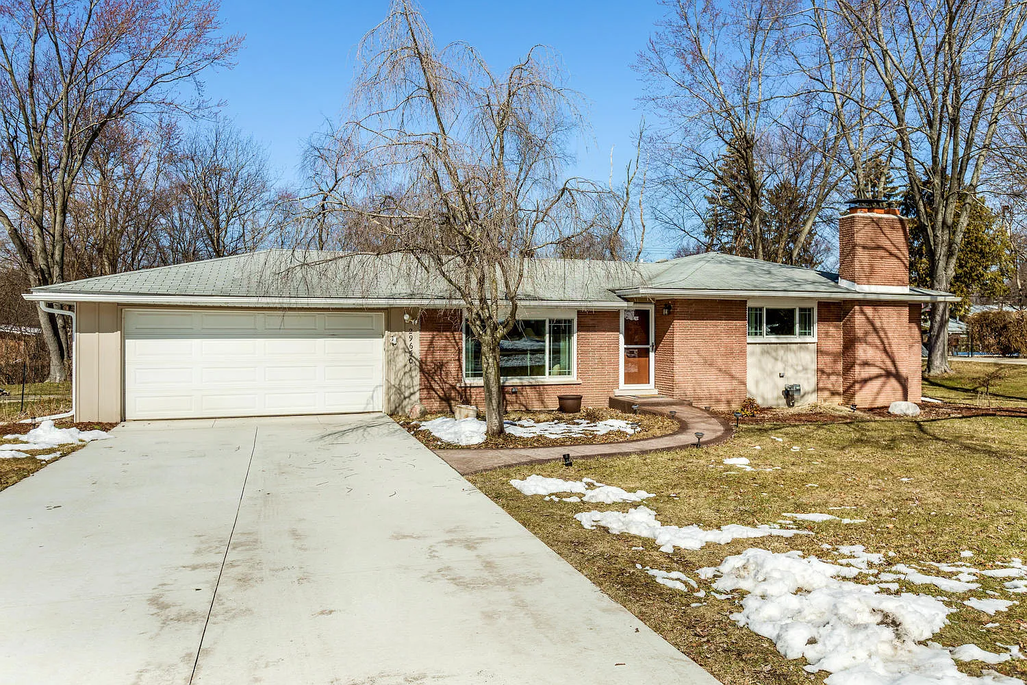 29650 Minglewood Ln photo 1
