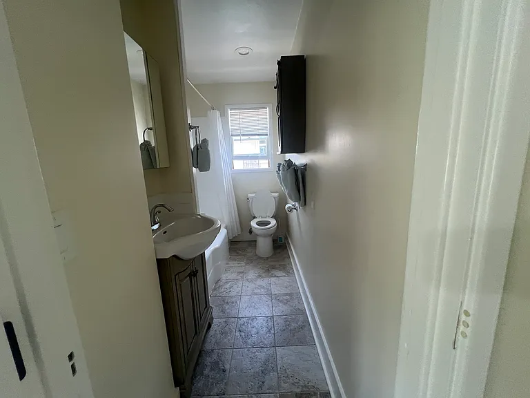 251 Emerson St #5 — Photo 6
