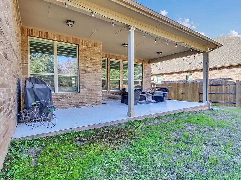 16321 Horse Trap Ln — Photo 37