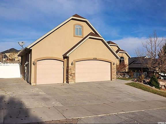 3rd image of 14308 S Crown Rose Dr