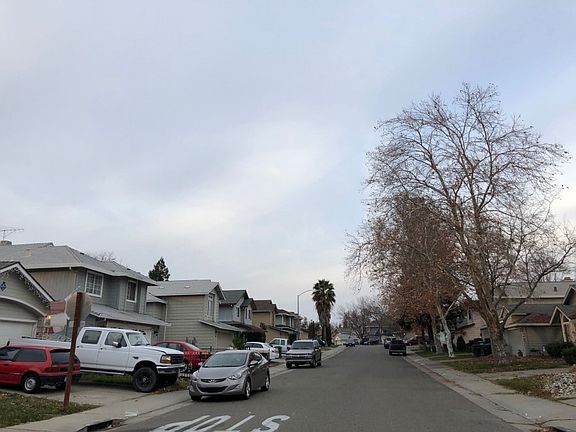 5th image of 8453 Bramble Bush Cir