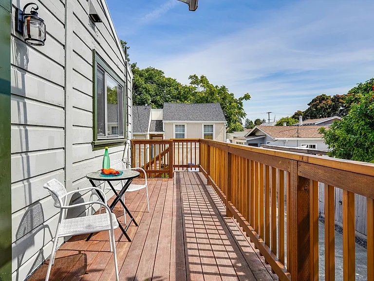 Side deck