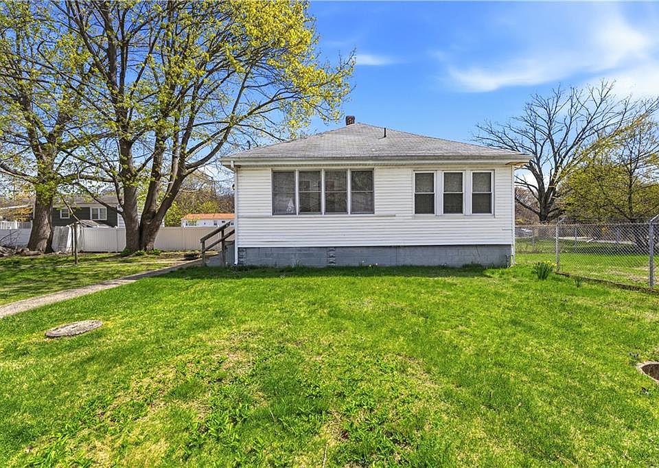 1st image of 9 Youlden Ave
