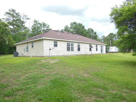 4th image of 15 Williams Ln
