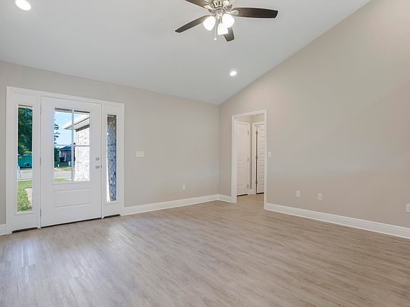 3rd image of 13757 Shelby Ct