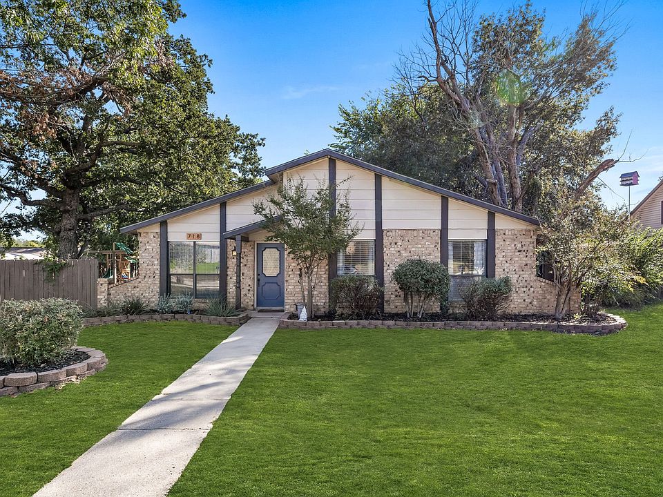 1st image of 718 Mockingbird Dr