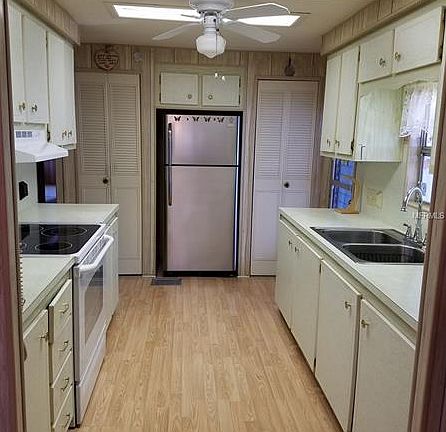 5th image of 3896 Picciola Rd