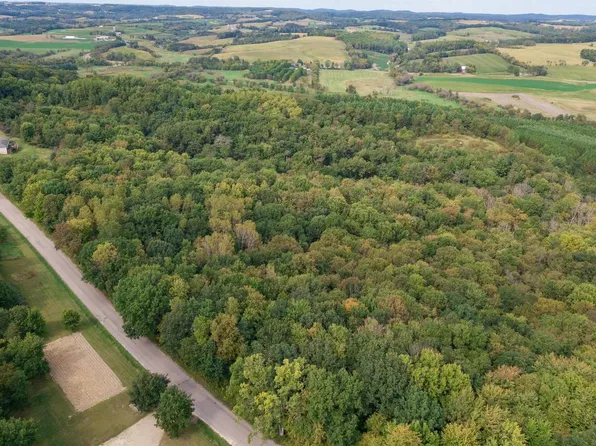 0 LOVERS Lane, Elroy, WI 53929