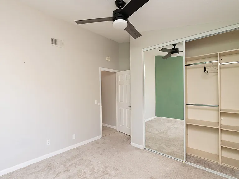 11930 Black Mountain Rd #12 — Photo 24