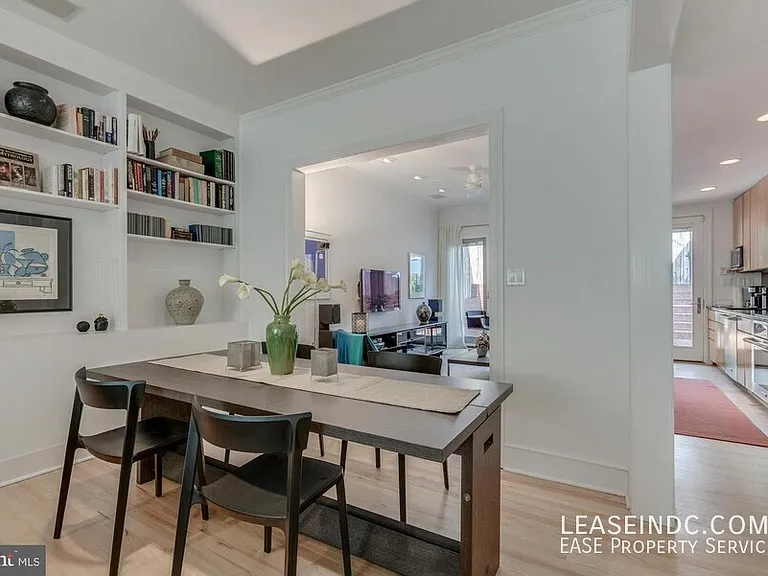 2503 I St NW — Photo 6
