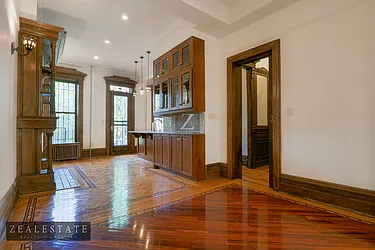 Rented by ZealEstate Group Inc