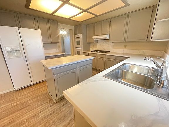 3rd image of 2644 Huber Heights Dr