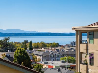 535 Walnut Street #202, Edmonds, WA, 98020