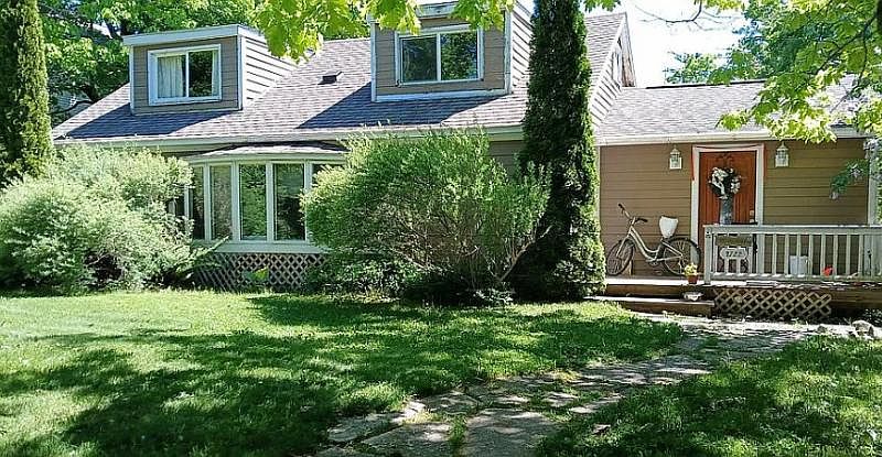 1st image of 2722 Cadotte Ave