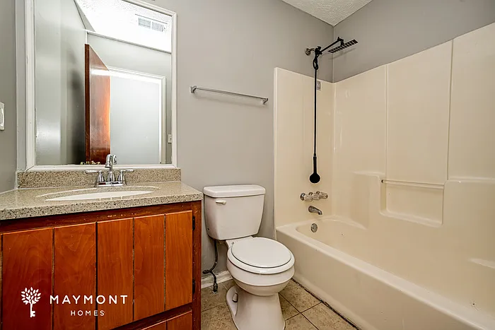 145 Glenloch Pkwy — Photo 12