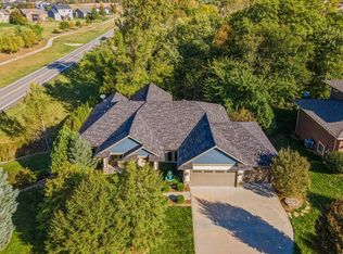 10625 NW 75th Pl, Johnston, IA 50131